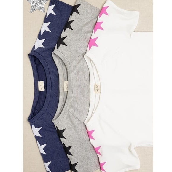 Heather Gray Star Printed Shirt Sleeve Sweatshirt - Picture 1 of 9